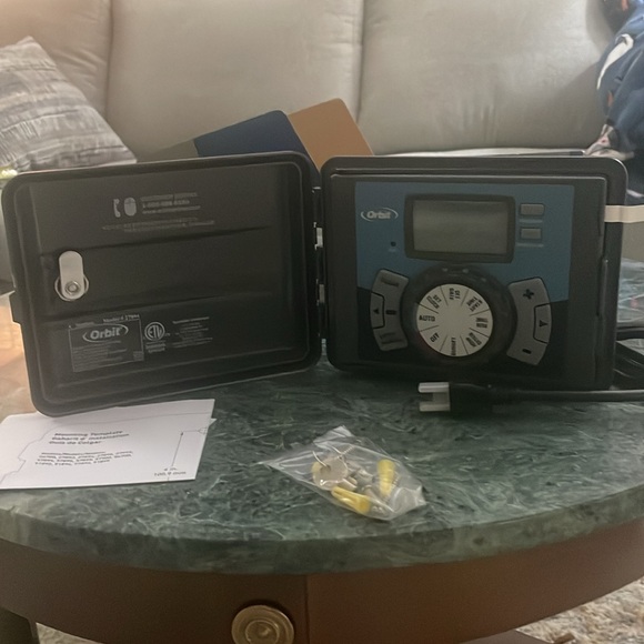 Orbit 4 Station Easy-Set Logic Sprinkler Timer Indoor/Outdoor - Picture 10 of 13